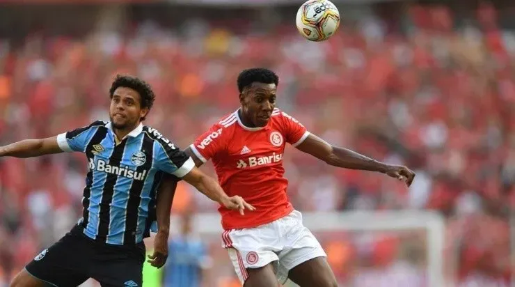 Moisés: volta ao time após problema no Gre-Nal (Foto: Ricardo Duarte/Internacional/Divulgação)