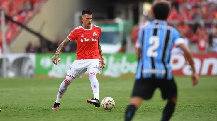 Cuesta em ação no último Gre-Nal. Foto: Ricardo Duarte/ Internacional.