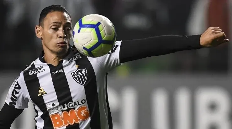 Ricardo Oliveira vem no fim da fila de ataque de Jorge Sampaoli no Galo. Foto: Getty Images