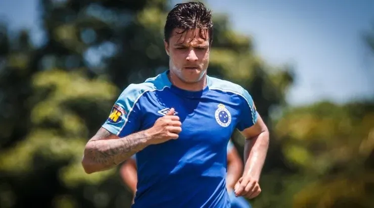 Renato Kayzer vem chamando a atenção no Atlético-GO e pode retornar antes da hora ao Cruzeiro.Foto: Vinnicius Silva/Cruzeiro