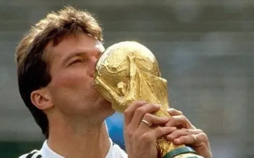 Lothar Mattahus foi o primeiro jogador a ser eleito pela Fifa