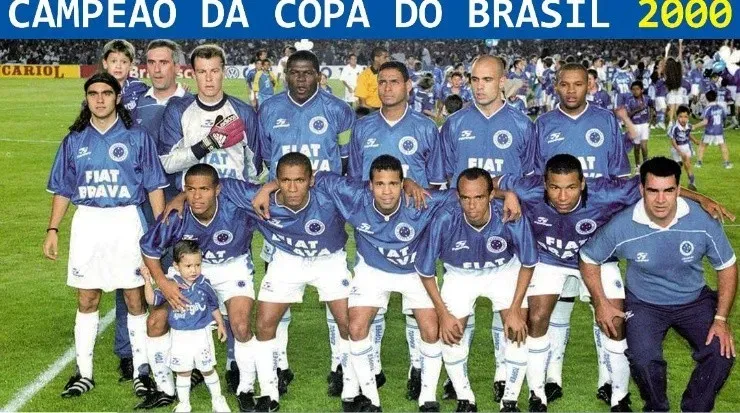 Em 2000, campanha histórica e invicta, com oito vitórias e cinco empates (Divulgação)