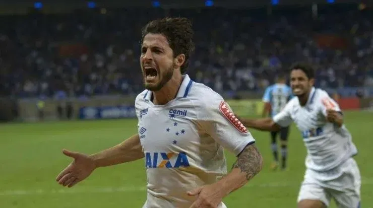 Hudson: gol da vitória no tempo normal (Foto: Washington Alves/LightPress/Cruzeiro)
