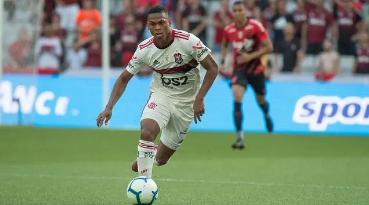 Presidente do Fortaleza negou interesse por Lucas Silva – Foto: Alexandre Vidal/Flamengo.