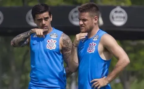 Ramiro e Fagner em treino aberto. Foto: Daniel Augusto Jr/Ag. Corinthians
