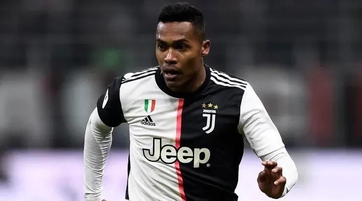 Alex Sandro é um dos destaques da Juventus. Foto: Getty Images