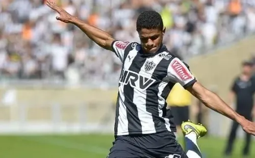 O Atlético-MG ainda não quitou a dívida de Douglas Santos com a Udinese (ITA)