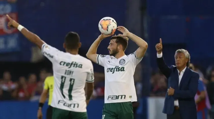 Matías Viña em ação pelo Palmeiras. Foto: César Grecco/Agência Palmeiras