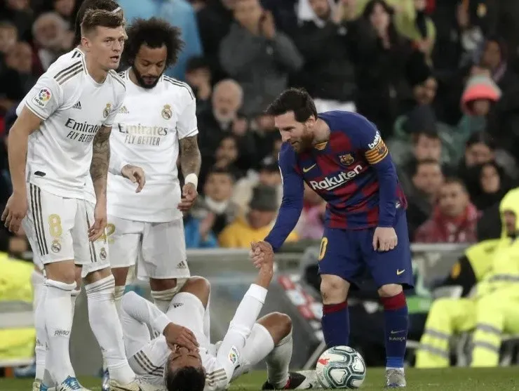 Real Madrid e Barcelona brigam ponto a ponto pelo título espanhol. Foto: Getty Images