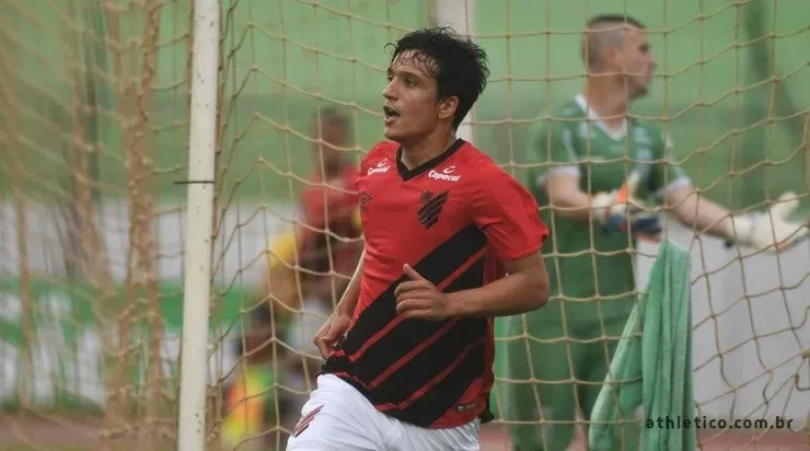Matheus não se firmou no Athletico. Foto: Miguel Locatelli/Site Oficial do Athletico-PR