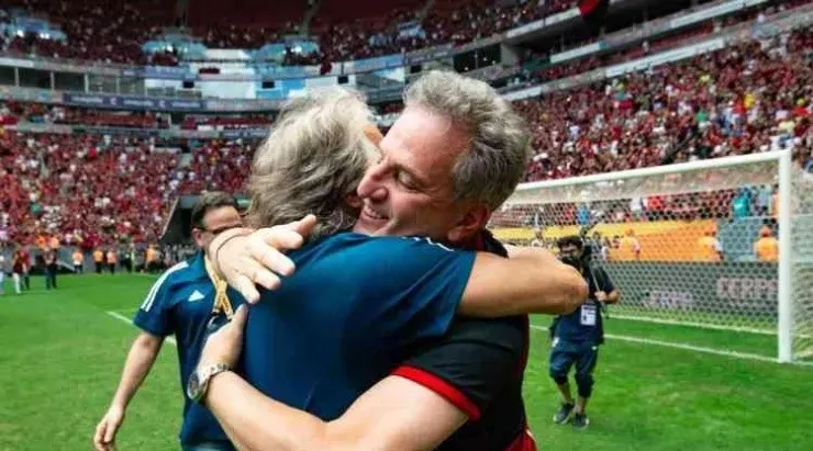 Jorge Jesus renovou com o Flamengo nesta sexta-feira (5); Landim contou um pouco sobre os bastidores desta negociação. Foto: Alexandre Vidal