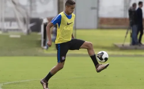 Matheus Pereira não conseguiu engrenar com a camisa do Corinthians – Foto: Daniel Augusto Jr/Corinthians.