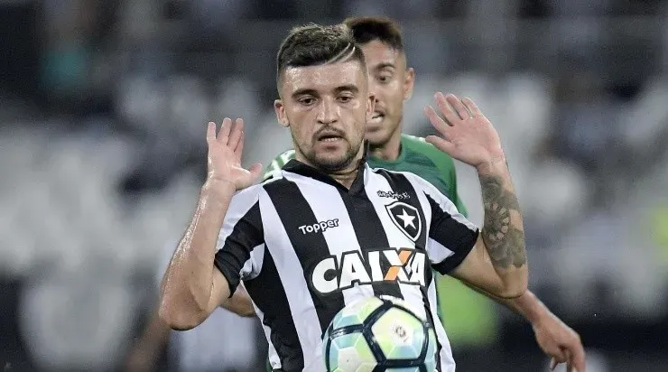 Victor Luis se destacou no Botafogo. (Foto: Getty Images)