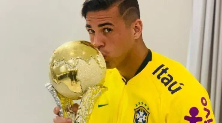 Ivan é frequentemente convocado para a Seleção. (Foto: Divulgação/CBF)