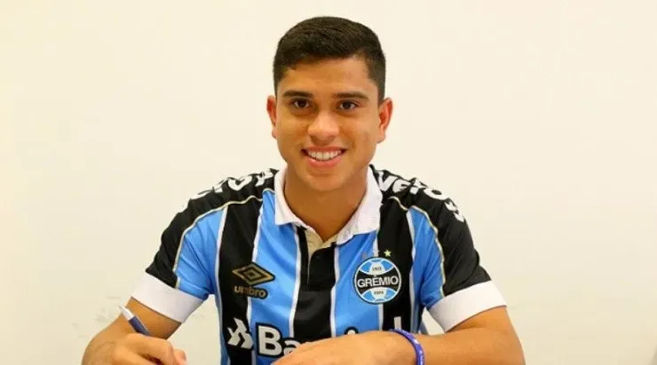 Kevin atuou no Grêmio no começo do ano (Foto: Divulgação/Grêmio)