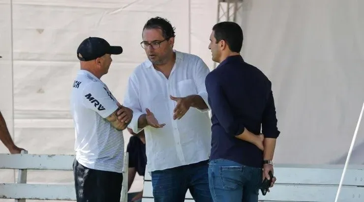 Mattos afirmou que crê na permanência do argentino – Foto: Bruno Cantini/Atlético-MG.