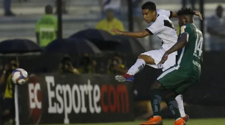 Tiago Reis foi muito elogiado nas primeiras partidas pelo profissional – Foto: Rafael Ribeiro/Vasco.
