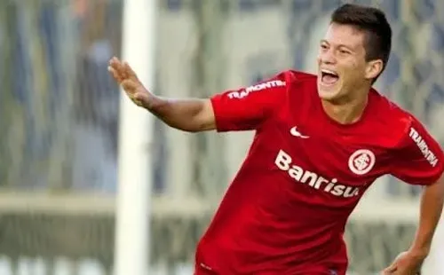 Otávio pode render um bom dinheiro para os cofres do Internacional. Foto: Alexandre Lopes/Internacional