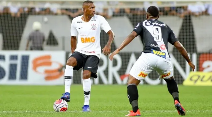 Marllon surge como opção na zaga – Foto: Daniel Augusto Jr/Corinthians.