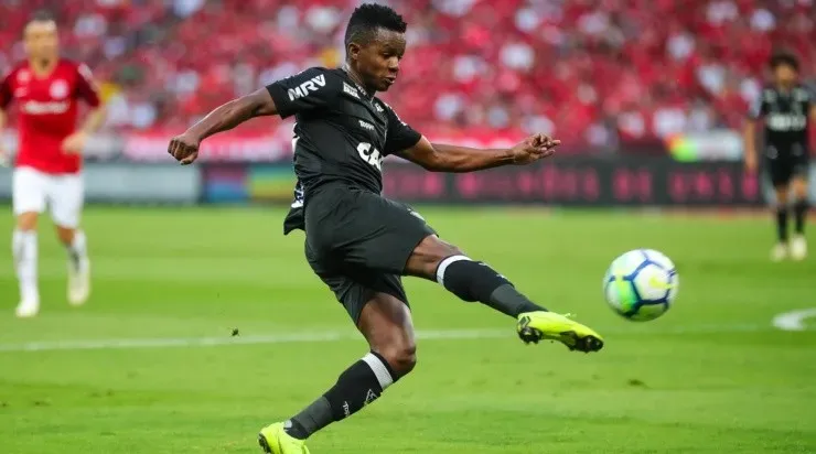 Cazares vem sendo deixado de lado por Sampaoli – Foto: Bruno Cantini/Atlético.