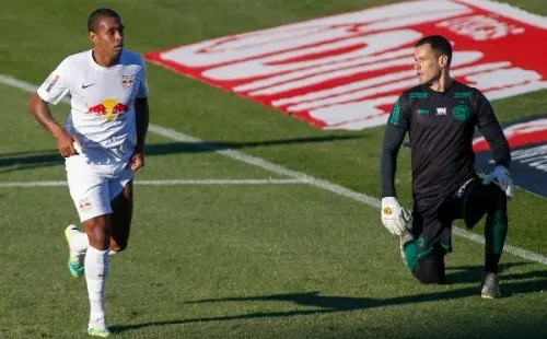 Alerrandro comemora gol contra o Coritiba. (Foto: Getty Images))