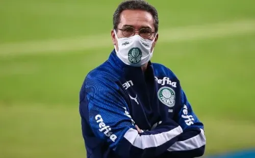 Vanderlei Luxemburgo está pressionado por parte da torcida. (Foto: Getty Images)