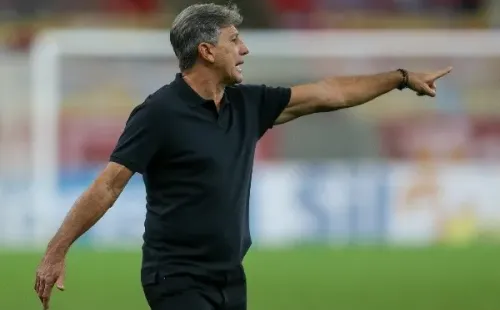 Renato Gaúcho dirigindo sua equipe. (Foto: Getty Images)
