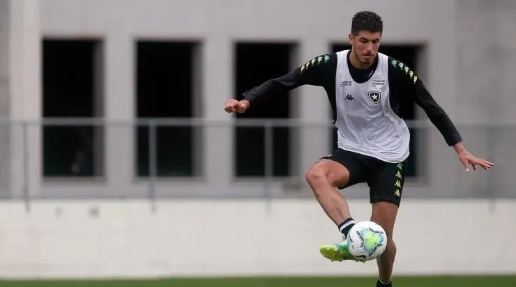 Pedro Raúl também será desfalque no Botafogo
