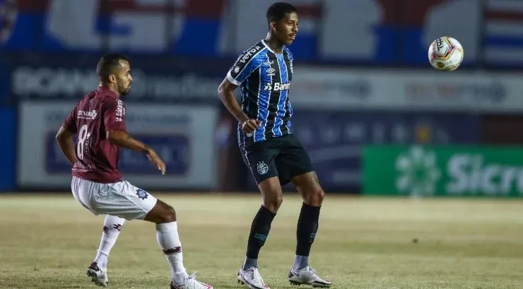 Empresário quer levar Jean Pyerre ao Palmeiras – Foto: Lucas Uebel/Grêmio.