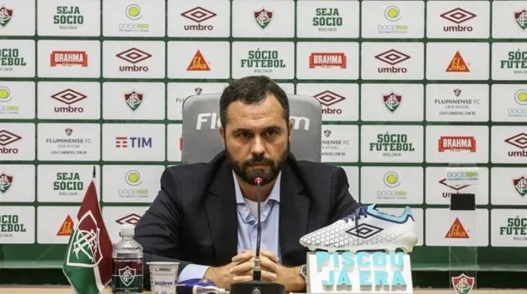 Mário Bittencourt tenta manter Dodi no time. Foto: Lucas Merçom