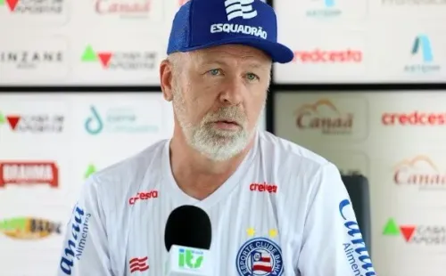 Mano: técnico voltou a fazer reclamações sobre a arbitragem (Felipe Oliveira / EC Bahia)