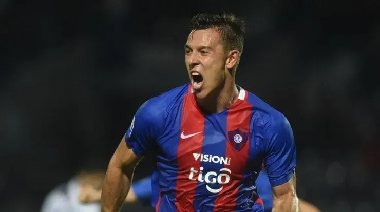 Tricolor negocia os últimos detalhes com o Cerro - Foto: Getty Images.