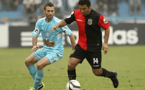 Melgar em clássico contra o Sporting cristal. (Foto: Getty Images)