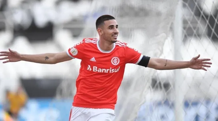 Em alta: Thiago Galhardo é o artilheiro colorado (Foto: Ricardo Duarte/Inter/Divulgação)