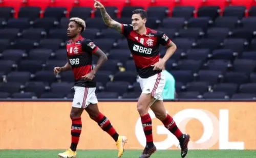 Pedro e Vitinho comemoram gol contra o São Paulo. Foto: Getty Images