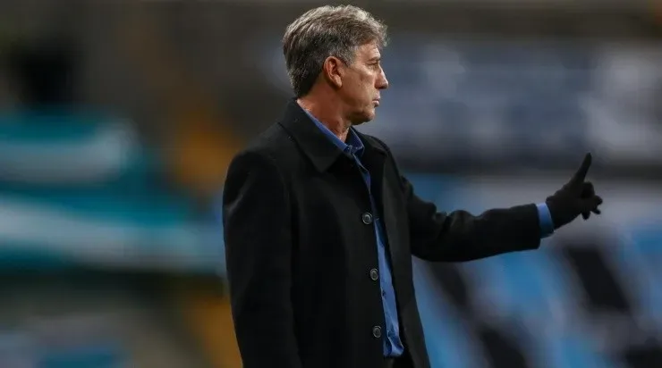 Renato: dúvidas no time (Foto: Lucas Uebel/Grêmio/Divulgação)