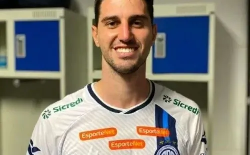 Matheus Mancini rescindiu com o Galo. Divulgação/Confiança