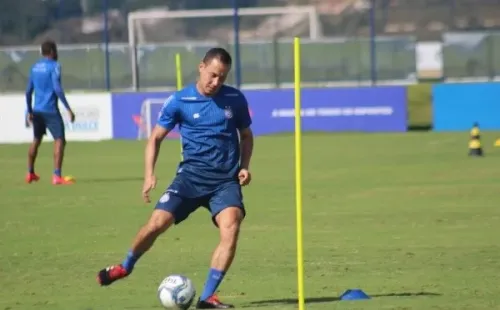 Rodriguinho pode ser novidade. Bruno Queiroz/EC Bahia)