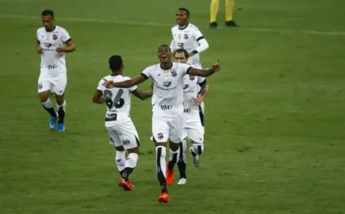 Jogadores do Ceará comemoram gol. Foto: Getty Images