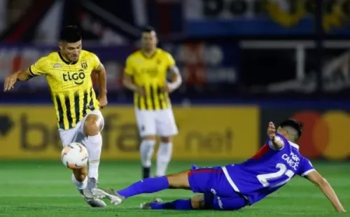 Guaraní-PAR durante jogo da Libertadores. Foto: Getty Images