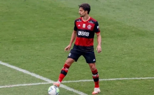Rodrigo Caio, que também deve reforçar o Flamengo, durante jogo do Brasileirão. Foto: Getty Images