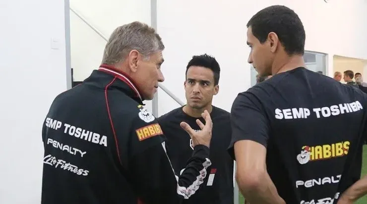 Autuori e Jadson trabalharam juntos no São Paulo em 2013 – Foto:Rubens Chiri / saopaulofc.net