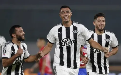 Libertad comemorando gol no campeonato nacional. (Foto: Getty Images)