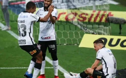 Jogadores do Corinthians comemoram gol pelo Brasileirão. Foto: Getty Images