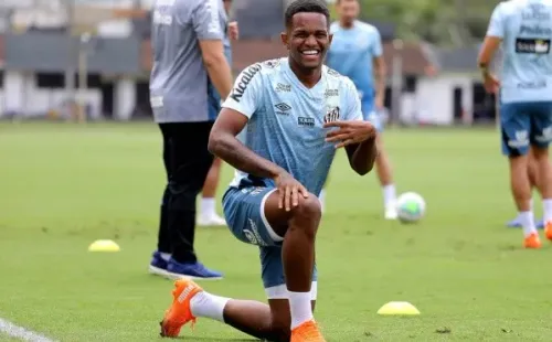 Renyer é mais uma joia do Peixão — Foto: Pedro Ernesto Guerra Azevedo/Santos FC