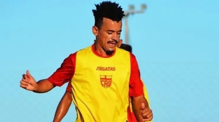 Luidy: retornou ao CRB (Foto: Divulgação/CRB)
