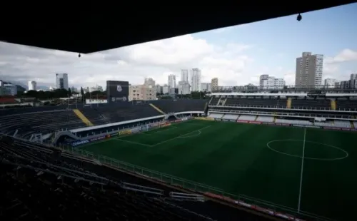 Santos x Ceará se enfrentam neste domingo (27), na Vila Belmiro. Foto: Getty Images