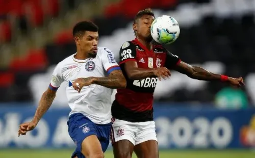 Juninho, do Bahia, em disputa pelo Brasileirão. Foto: Getty Images