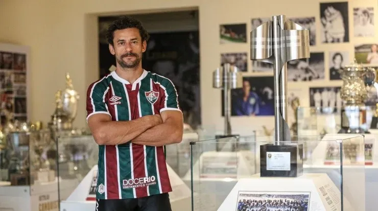 Fred vem orientando as jovens promessas do Fluminense a permanecer mais tempo no clube. Foto: Lucas Merçom