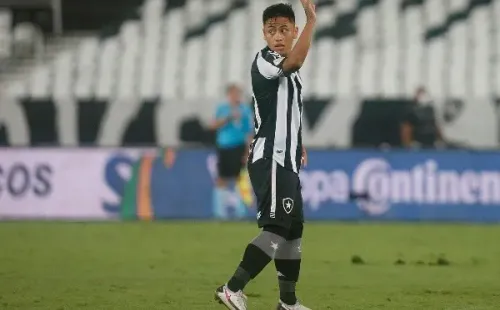 Lecaros pode deixar o Fogão. Vitor Silva/Botafogo